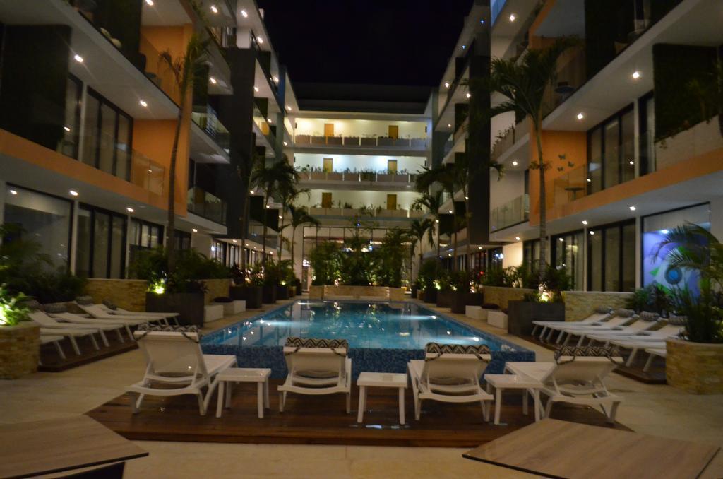 The City Luxury Suites Playa del Carmen Buitenkant foto